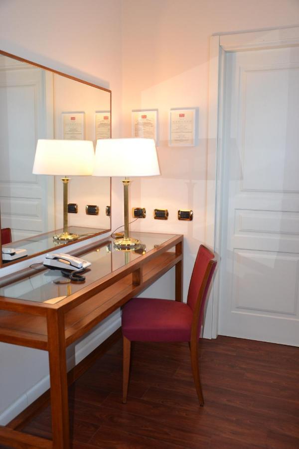 Delta Hotel Apartments San Donato Milanese Eksteriør billede